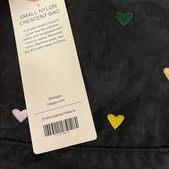 BAGGU Small Crescent Heart Bag New with Tags ♥️💙💛💚 - Picture 4 of 5